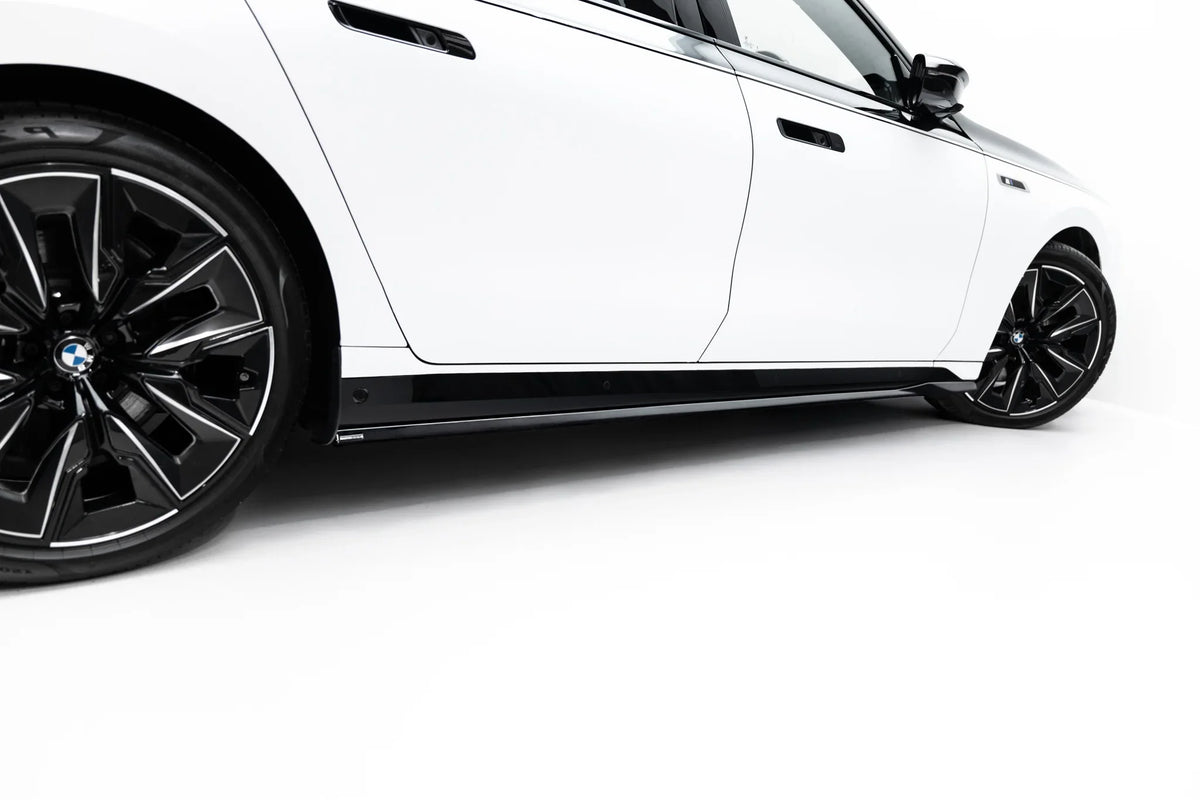 Maxton Design Side Splitters V.2, BMW i7 e-Drive50 M-Pack / i7 x-Drive60 M-Pack / i7 M70 xDrive M-Pack G70