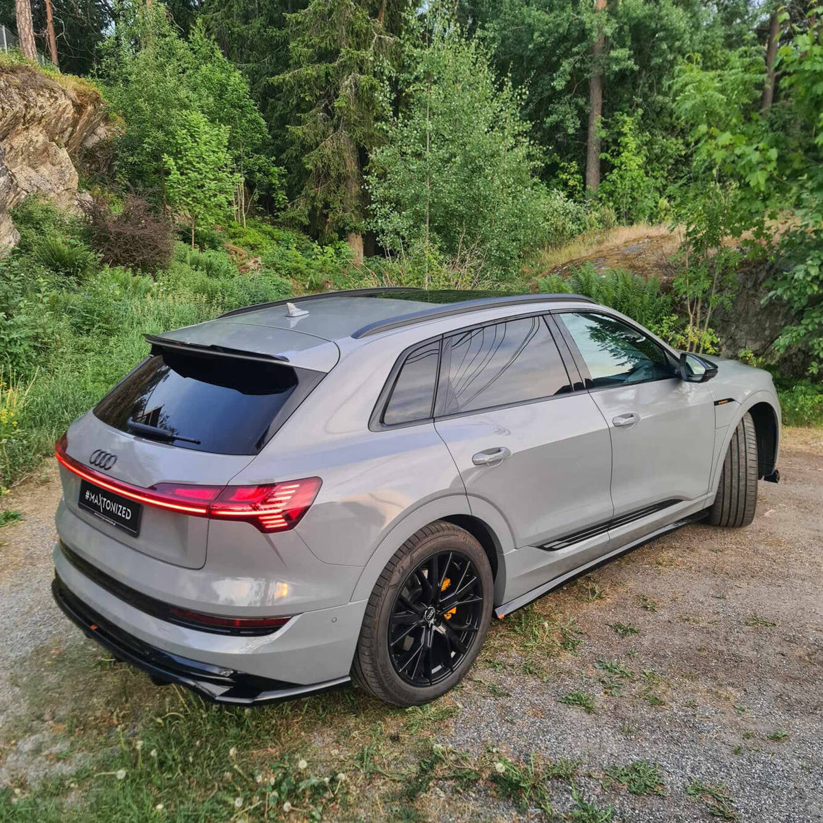 Maxton Design Rear Splitter (With Vertical Bars), Audi e-Tron S-Line