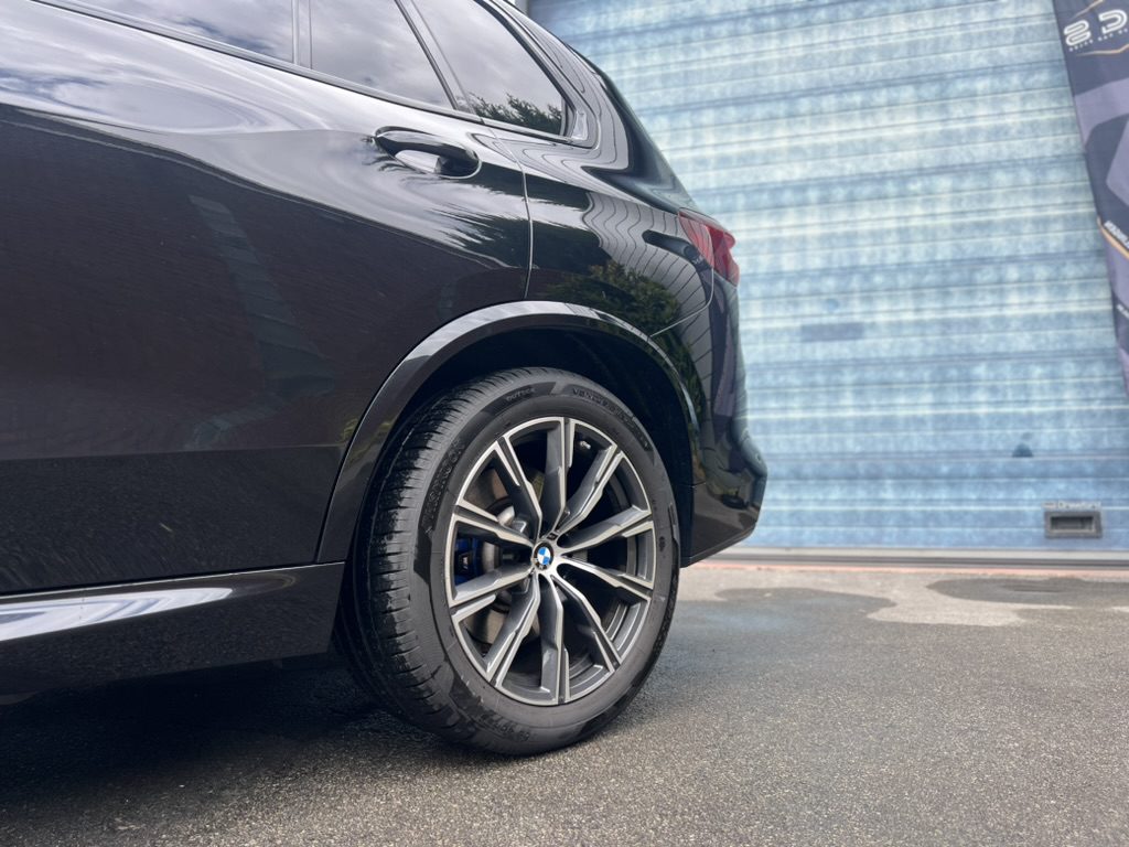 BMW X5 45e - XCS Automotive Merchtem