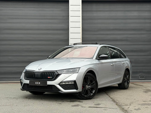 SKODA OCTAVIA RS iV Plug-in Hybrid - XCS Automotive Merchtem