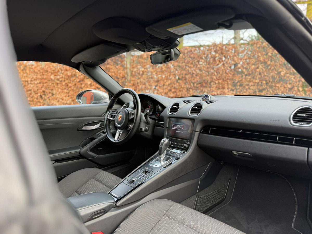 PORSHE 718 BOXSTER - XCS Automotive Merchtem
