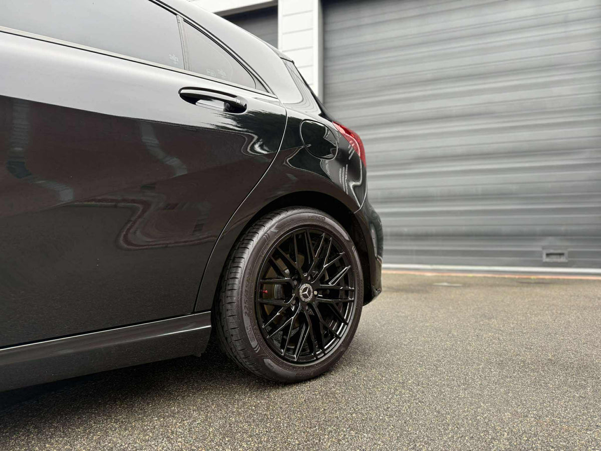 Mercedes-Benz A180 - XCS Automotive Merchtem