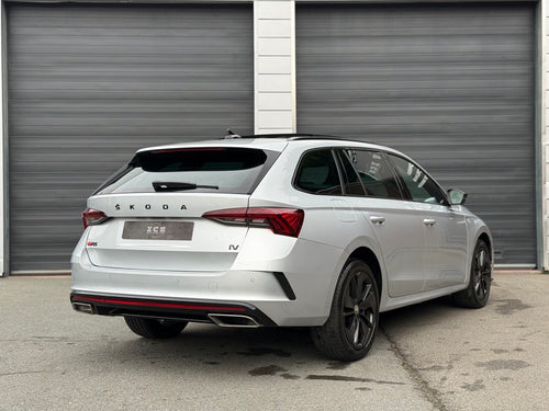 SKODA OCTAVIA RS iV Plug-in Hybrid - XCS Automotive Merchtem