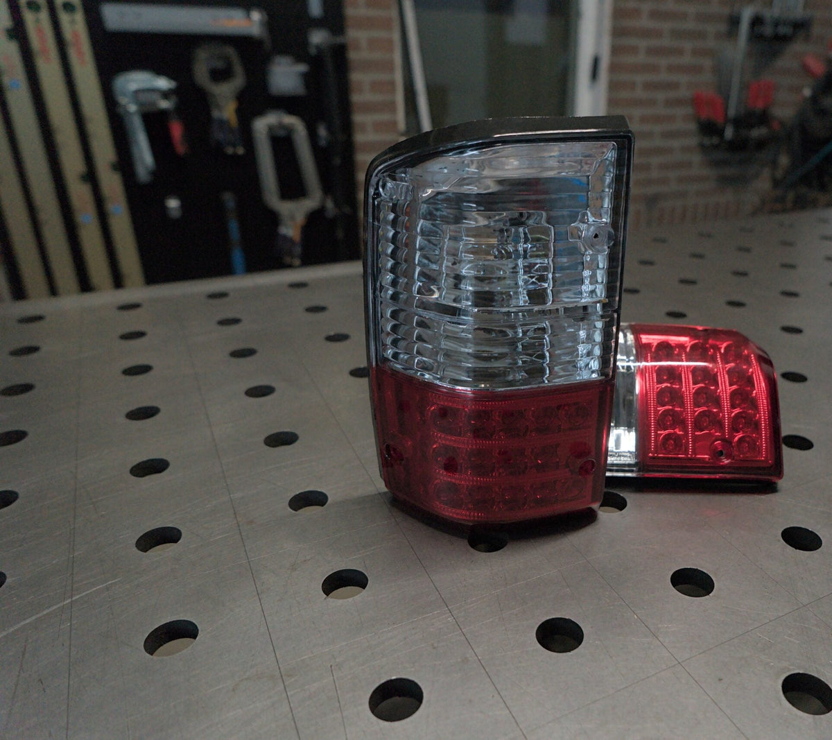 LED achterlichten voor Nissan Patrol Y60, foto 6