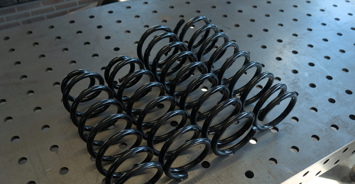 Spiraalveren set heavy duty voor Nissan Patrol Y60 en Y61