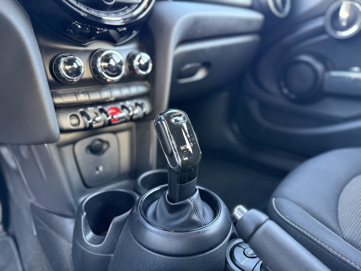 Mini One - XCS Automotive Merchtem