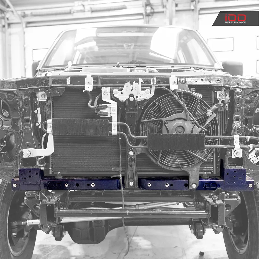 Radiateursteun voor Nissan Patrol Y61, foto 6