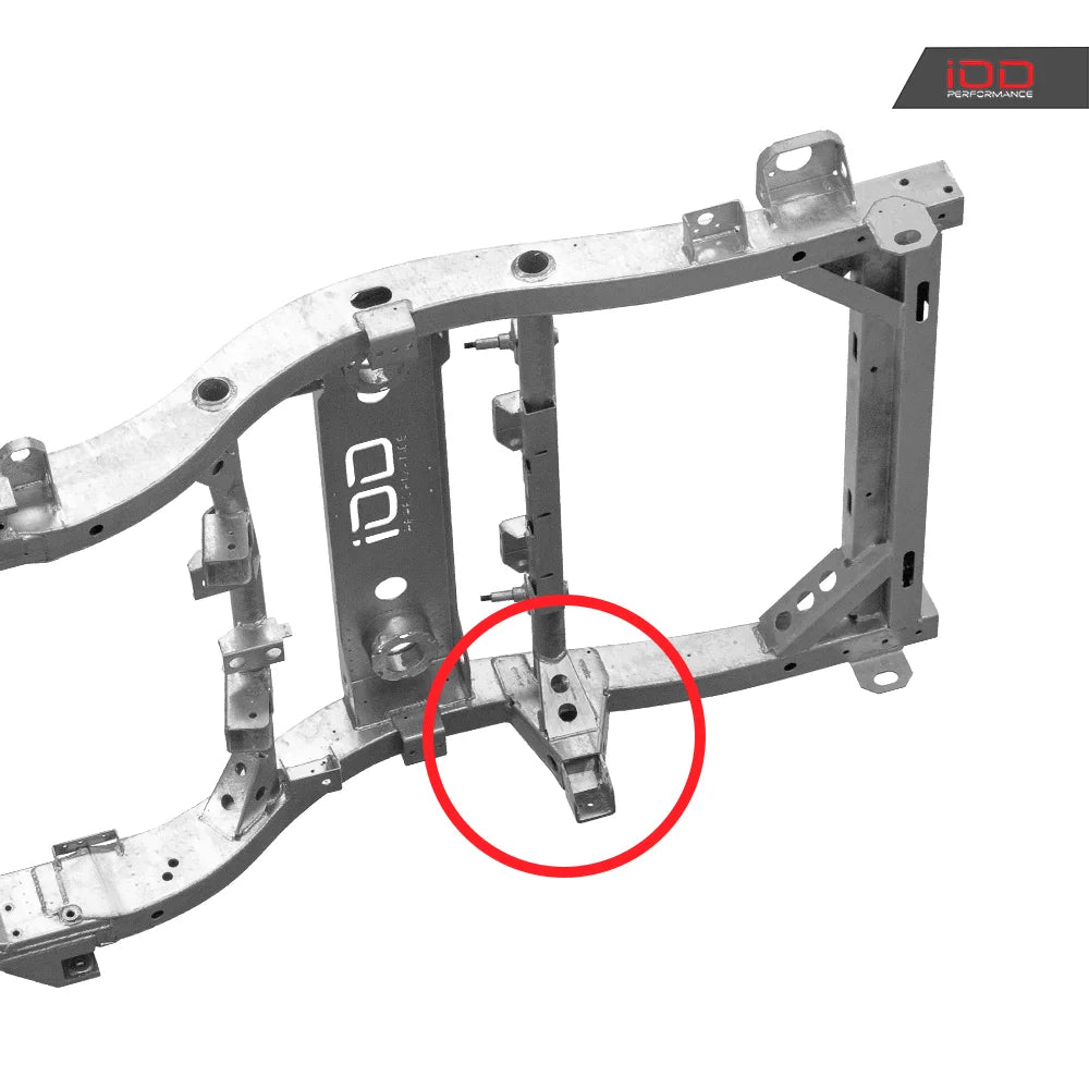 Achterste panhardstangbeugel voor Nissan Patrol Y60 en Y61, foto 2