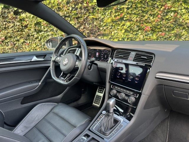 Volkswagen Golf 7.5 R - XCS Automotive Merchtem