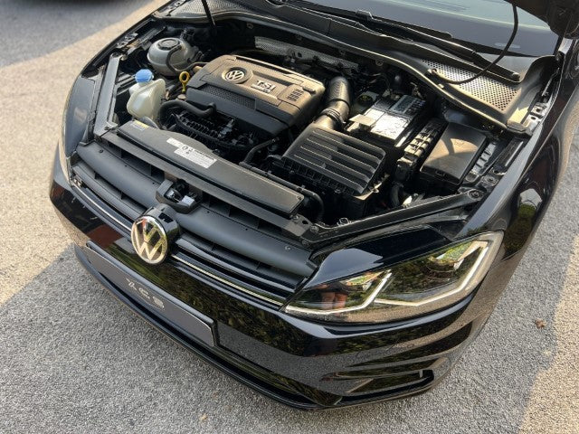 Volkswagen Golf 7.5 R - XCS Automotive Merchtem