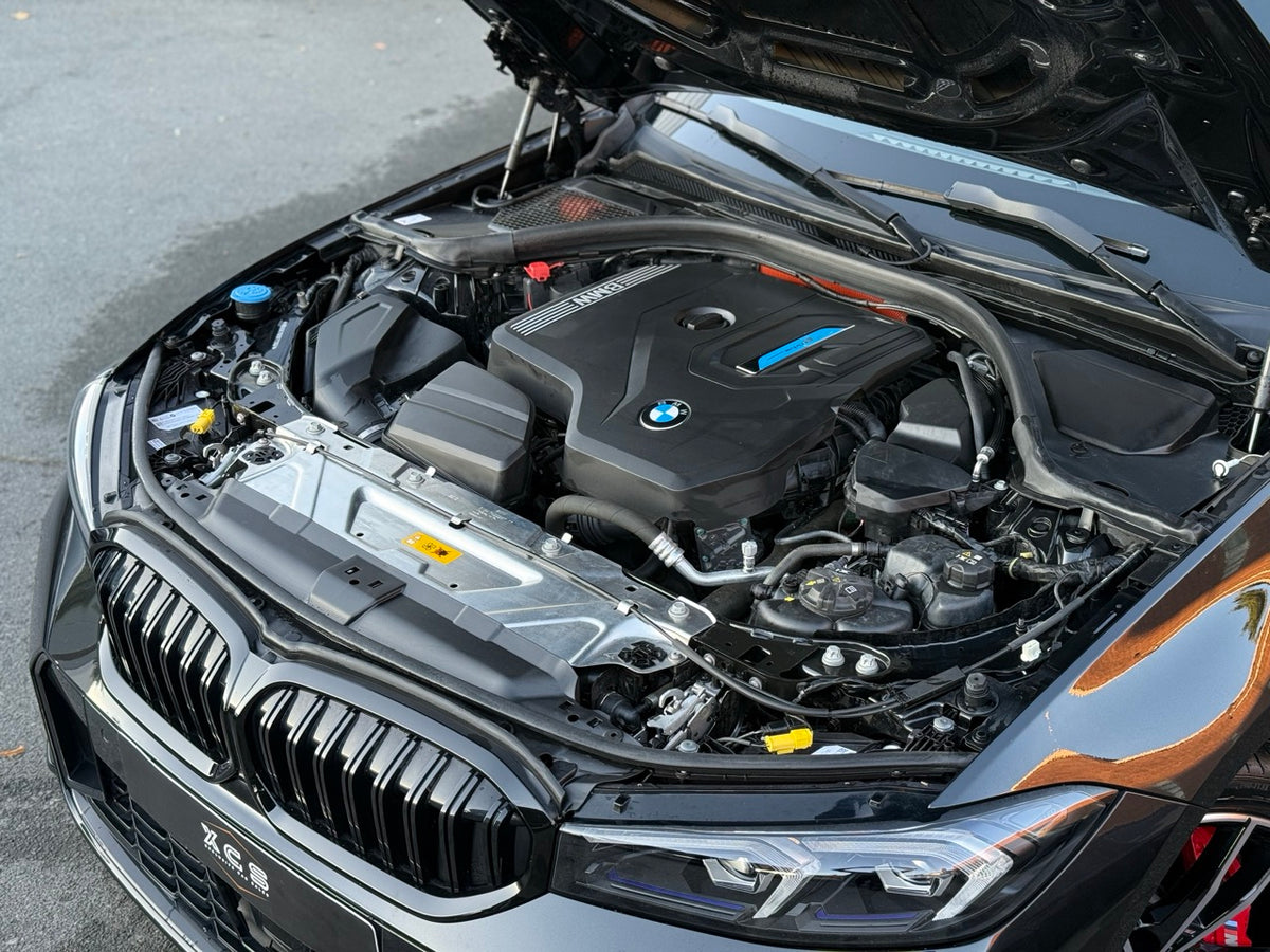 BMW 330e M Sport - XCS Automotive Merchtem