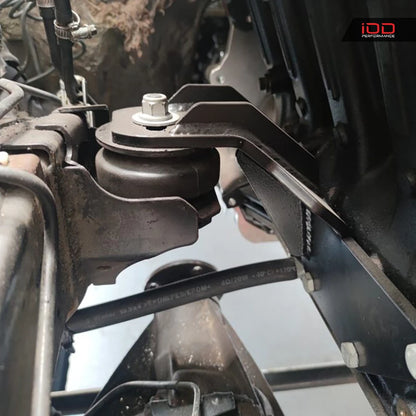 Bovenste motorsteun voor BMW M57 ombouw in Nissan Patrol Y61 3.0, foto 4