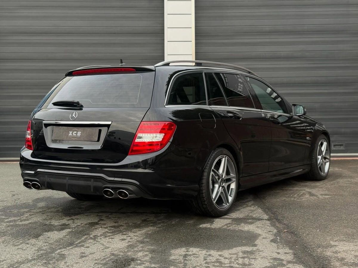 Mercedes-Benz C63 AMG Break W204 bij XCS Automotive in Merchtem (foto 2)