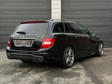 Mercedes-Benz C63 AMG Break W204 bij XCS Automotive in Merchtem (foto 2)