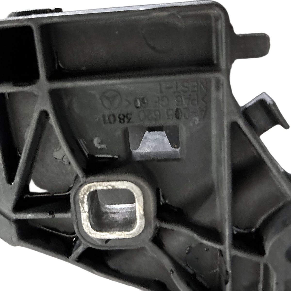 Mercedes C63 AMG S205 scheidingswand motorruimte links A2056205801 etiket