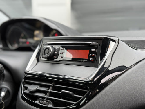PEUGEOT 208 Life - XCS Automotive Merchtem