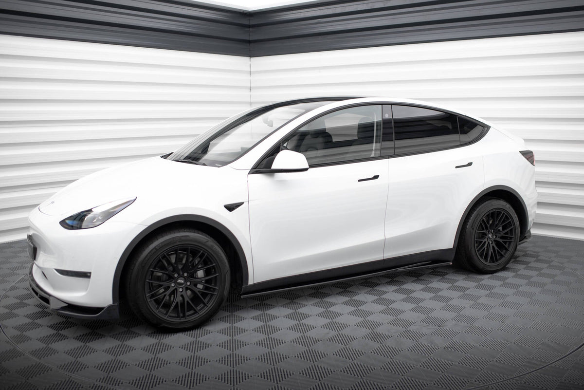 Maxton Design Side Skirts, Tesla Model Y Mk1