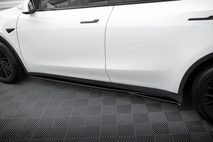 Maxton Design Side Skirts, Tesla Model Y Mk1