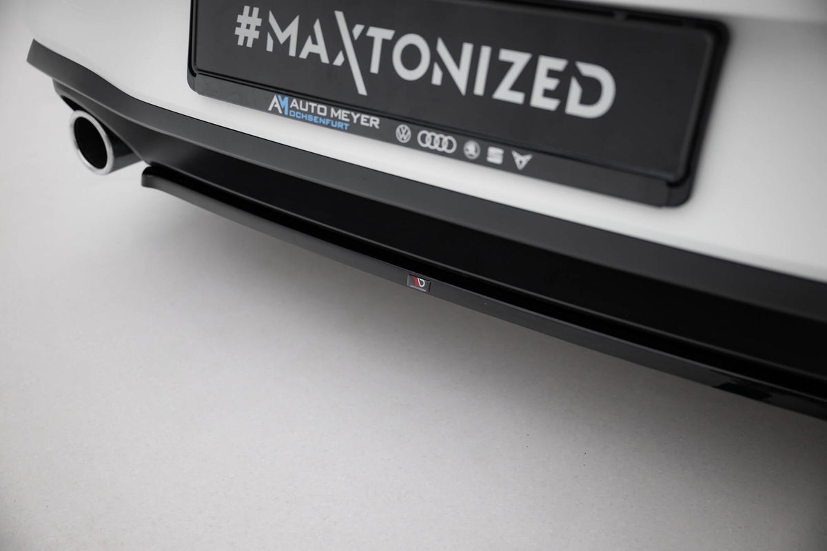 Maxton Design Rear Splitter, Volkswagen Golf GTI Mk8