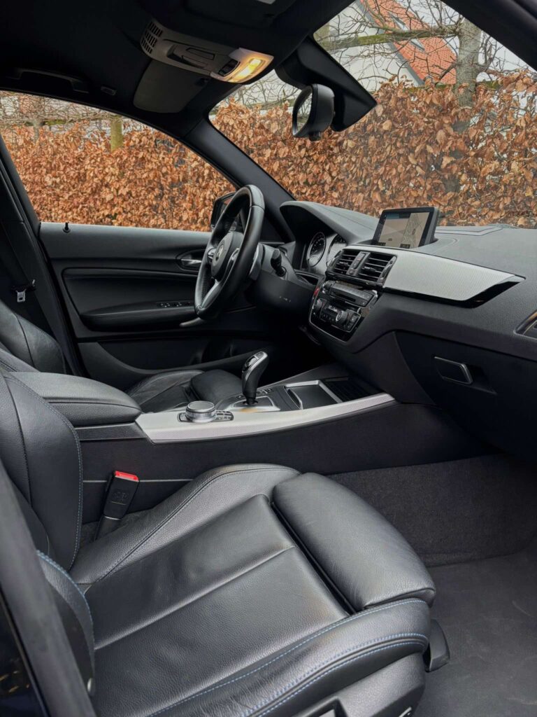 BMW M140i te koop bij XCS Sales en XCS automotive in opwijk