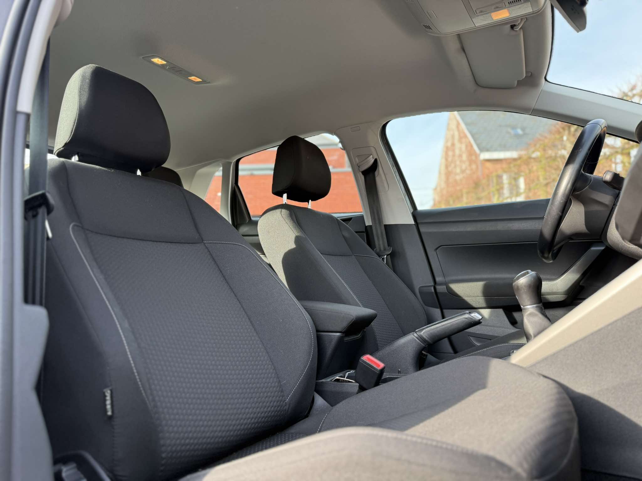 Volkswagen Polo te koop bij XCS Automotive en XCS Sales