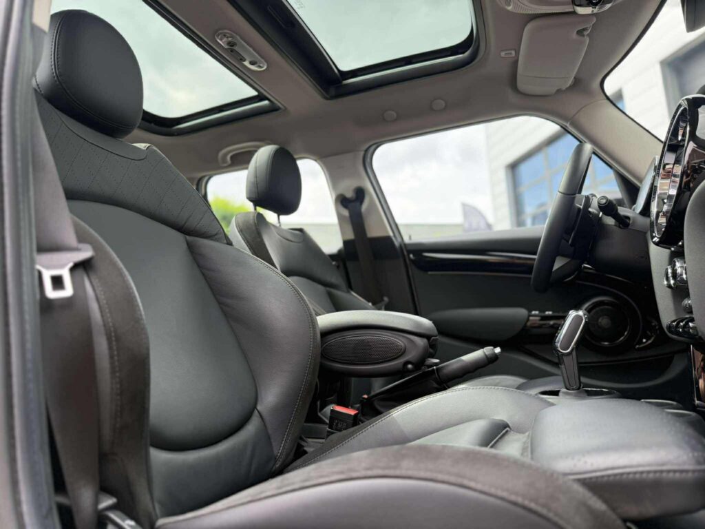 MINI Cooper S te koop bij XCS in Merchtem