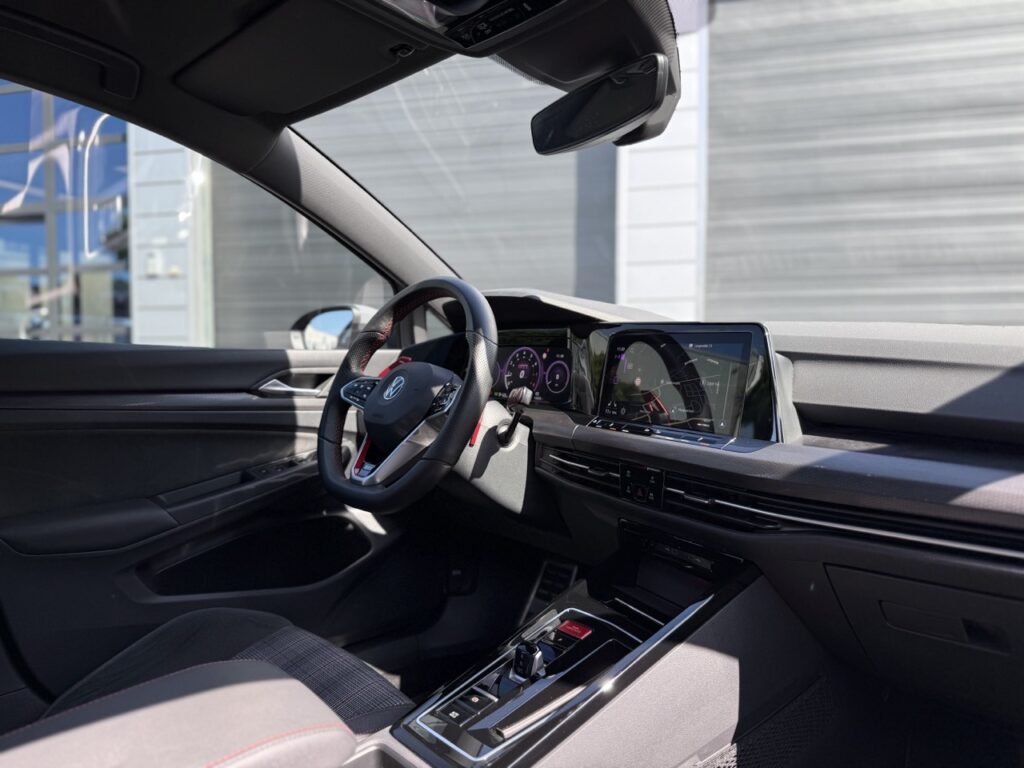 Volkswagen Golf GTI te koop bij XCS automotive in Merchtem