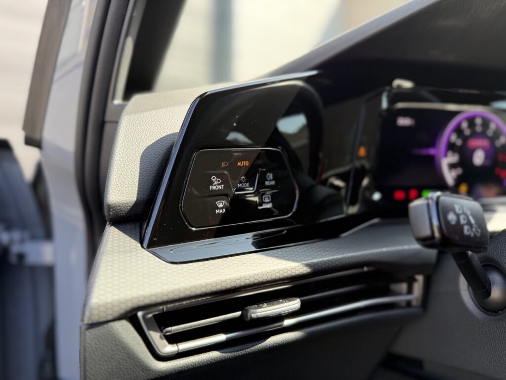 Volkswagen Golf GTI te koop bij XCS automotive in Merchtem