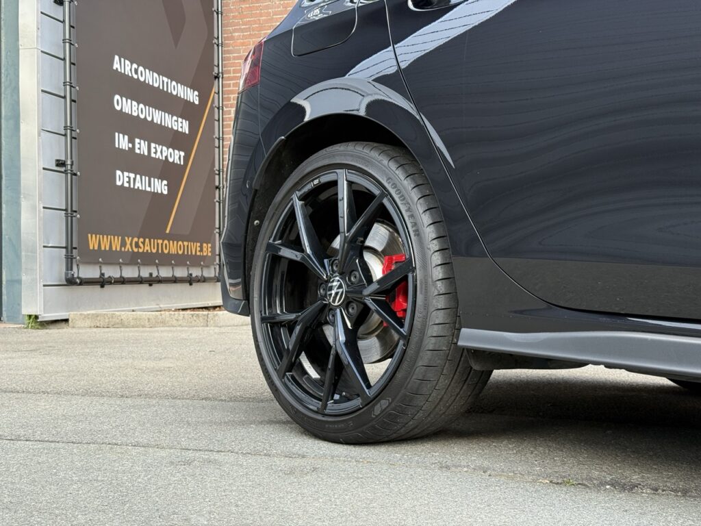 Volkswagen golf 8 GTI CS te koop bij XCS Sales in Merchtem