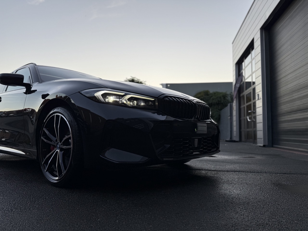 BMW 330e TE KOOP bij XCS sales in merchtem XCS automotive