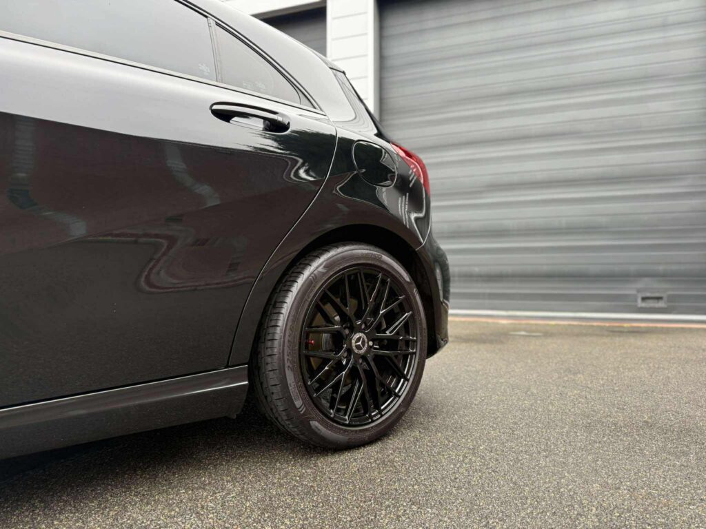 Mercedes Benz A180 benzine te koop bij XCS automotive in Merchtem