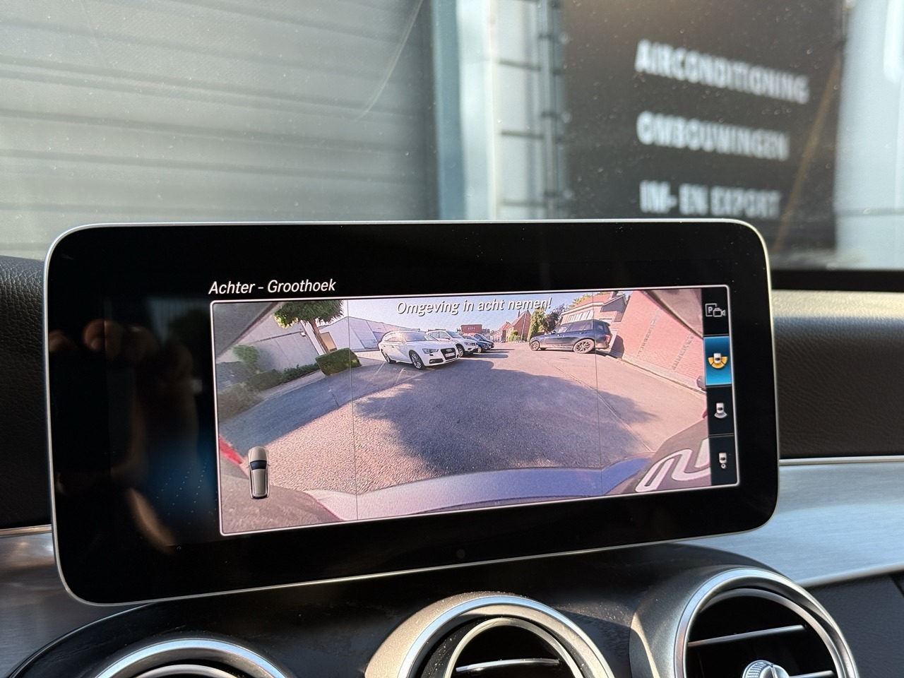 Mercedes-Benz C180 te koop bij XCS in merchtem Beeld achteruitrijcamera groot