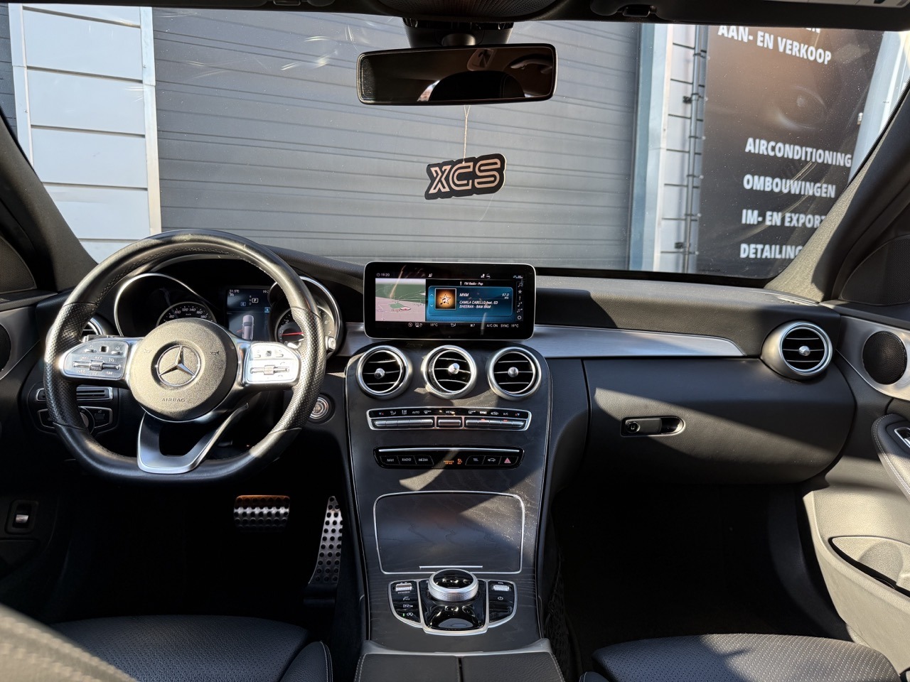 Mercedes-Benz C180 te koop bij XCS in merchtem Dashboard groot