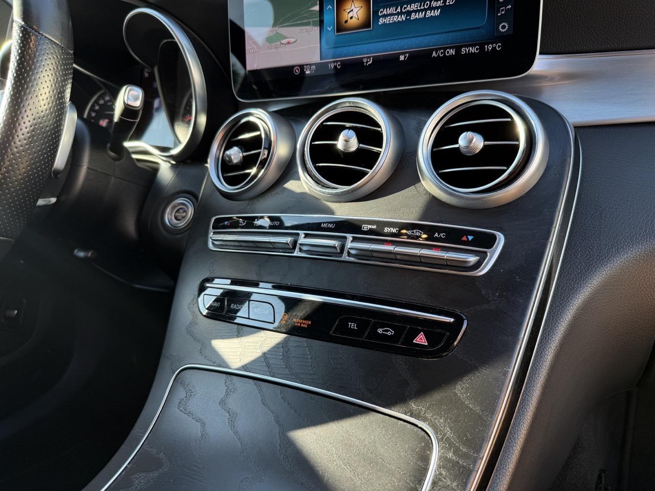 Mercedes-Benz C180 te koop bij XCS in merchtem Klimaatdisplay groot