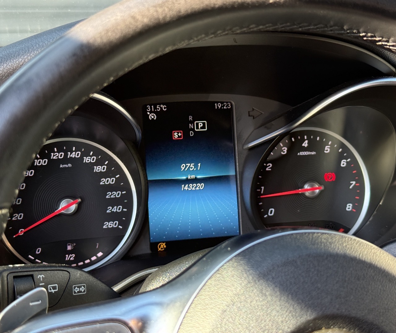 Mercedes-Benz C180 te koop bij XCS in merchtem Km-teller groot