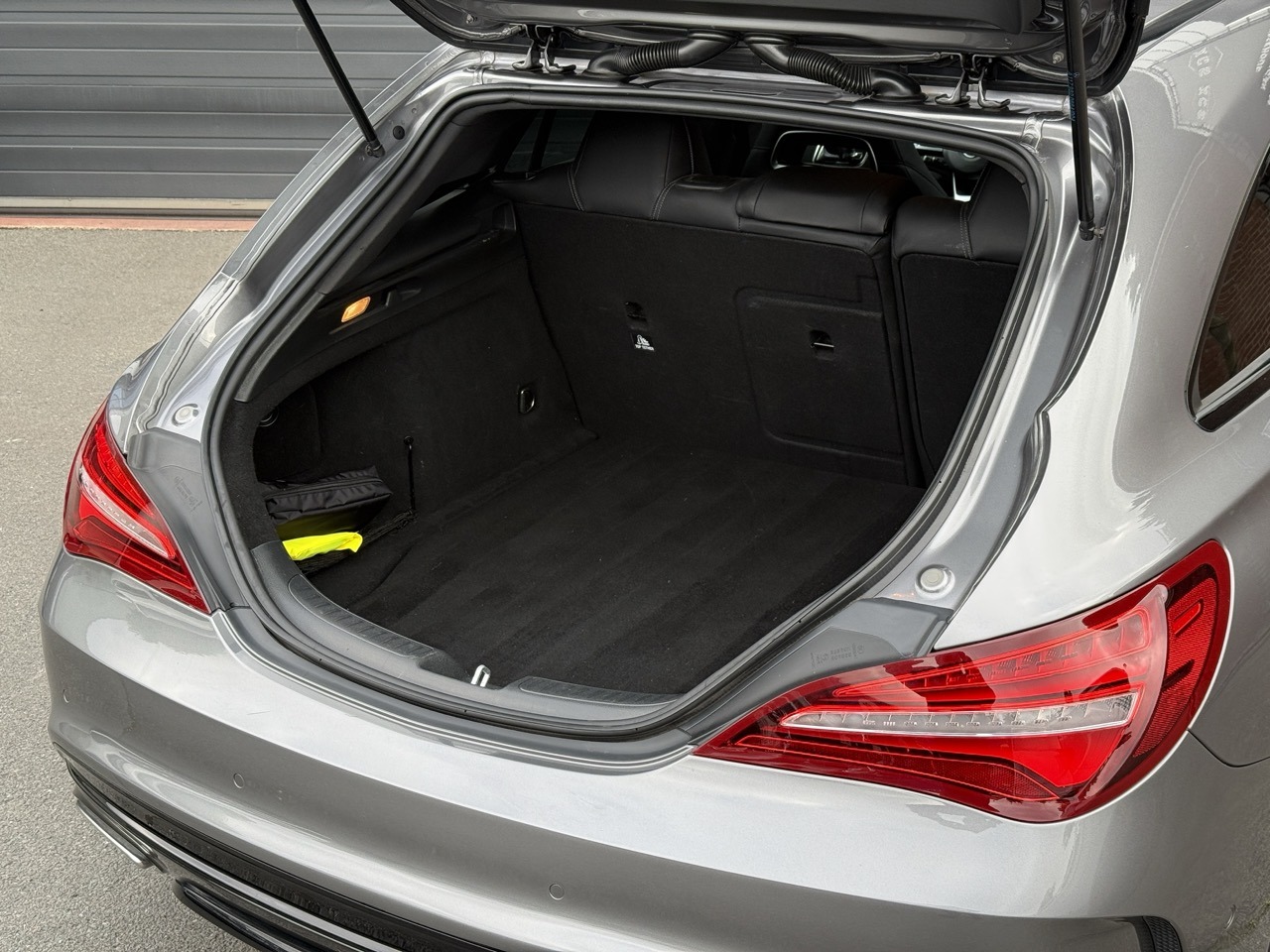 MercedesBenzCLA180koffer