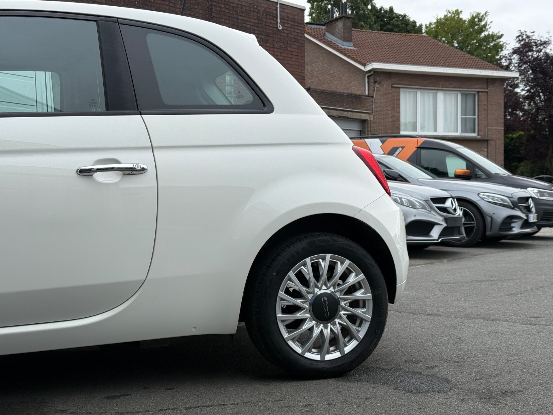 Fiat-500-Achterwiel-links