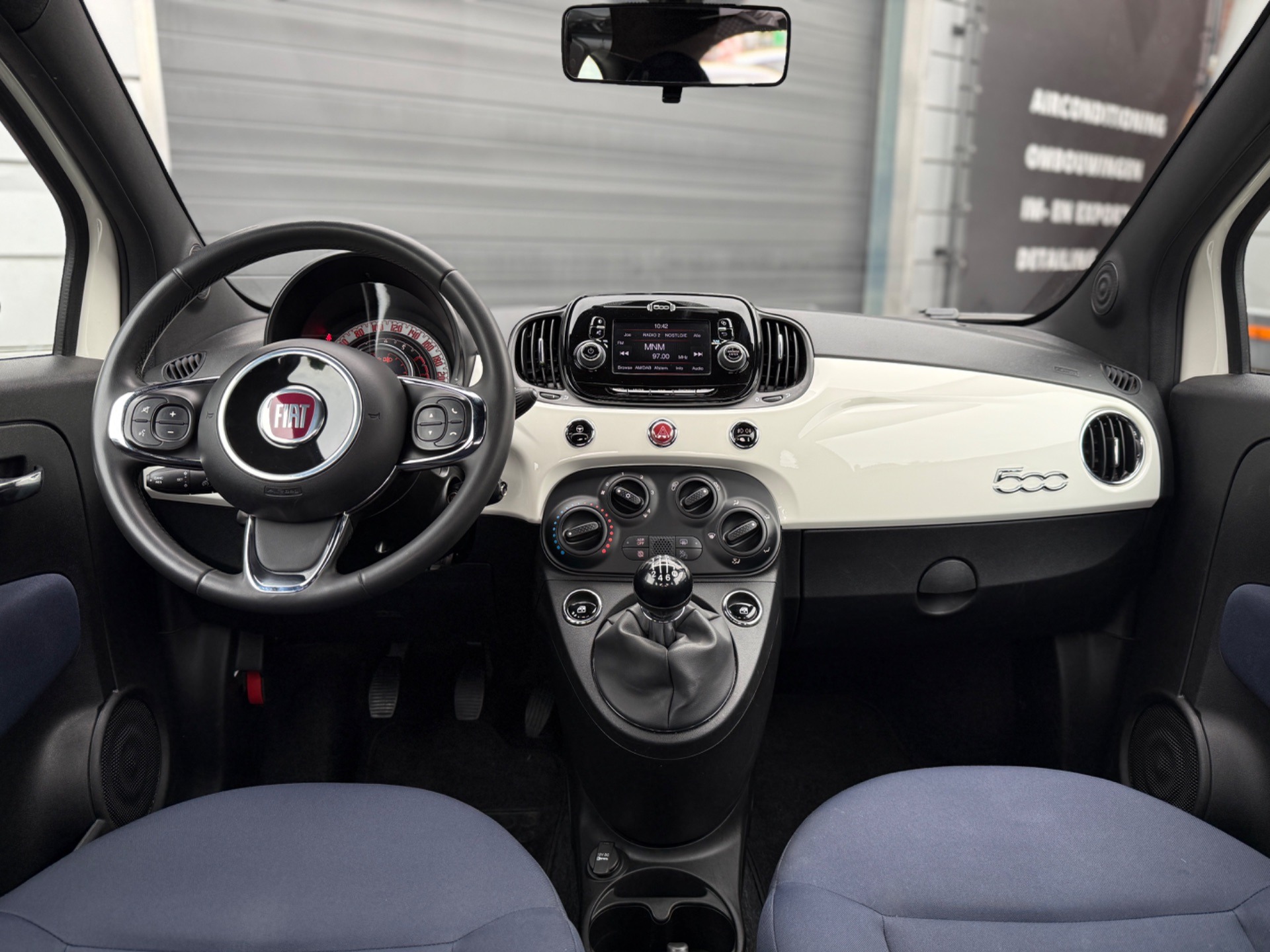 Fiat-500-Dashbaord