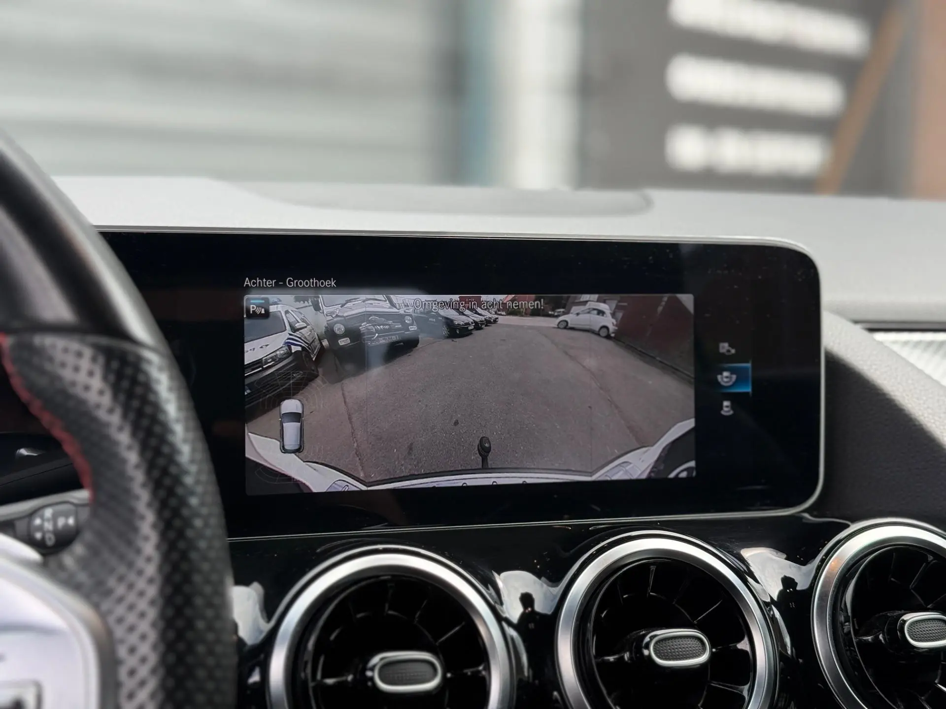 Mercdes-benz-GLA-200d-AMG-Line-Achteruitrijdcamera