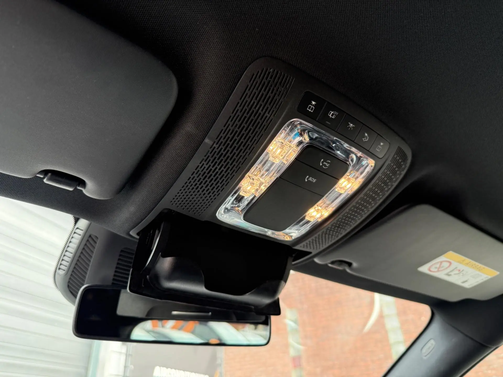 Mercdes-benz-GLA-200d-AMG-Line-Hemelbekleding