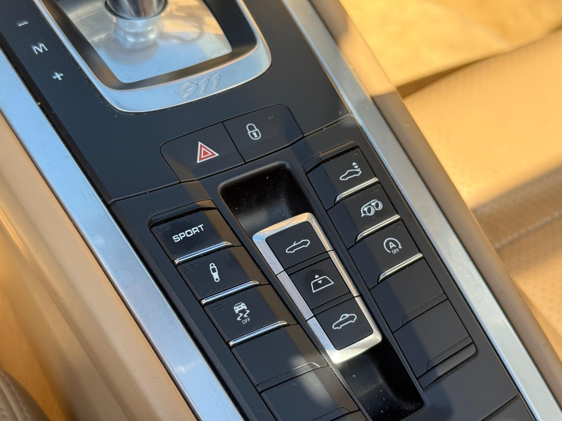 Porsche 911 Carrera Middenconsole